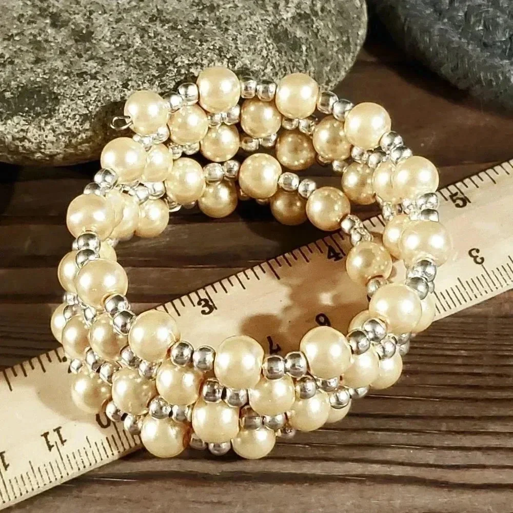 Handcrafted Champagne Beige Glass Pearl Bracelet